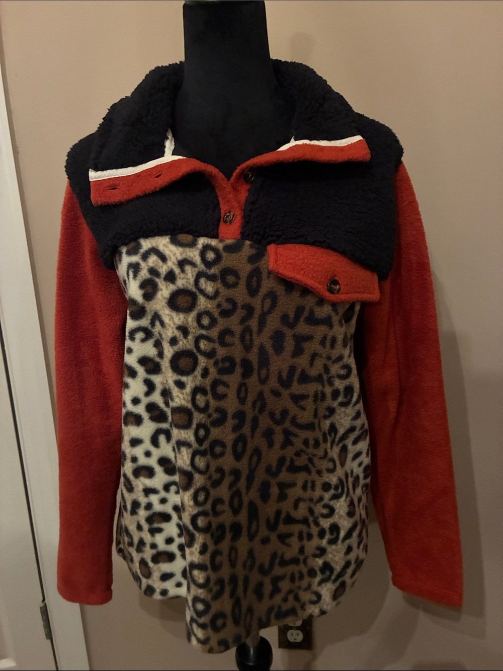 Sweater - Picture 2 of 4